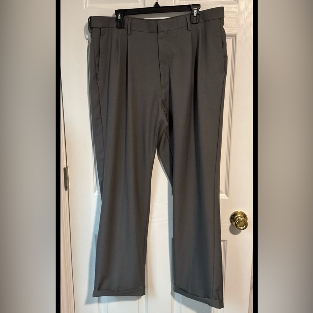 Men’s Haggar Grey Dress Pants - 38 x 32